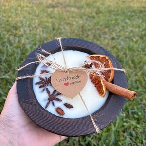 Handmade Scented Candle with Dried Orange and Cinnamon/ Home Decor/Gift/Holiday
